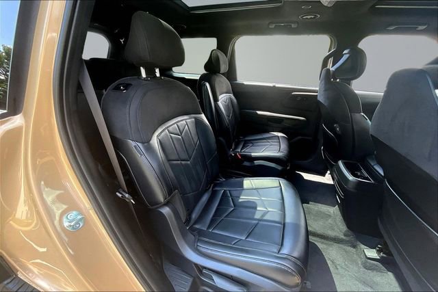 Used 2027 Kia Telluride SX Prestige X-Pro AWD/4WD image 25