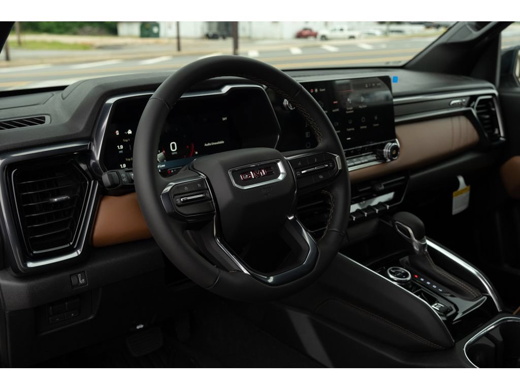New 2026 GMC Canyon AT4 AWD/4WD image 11