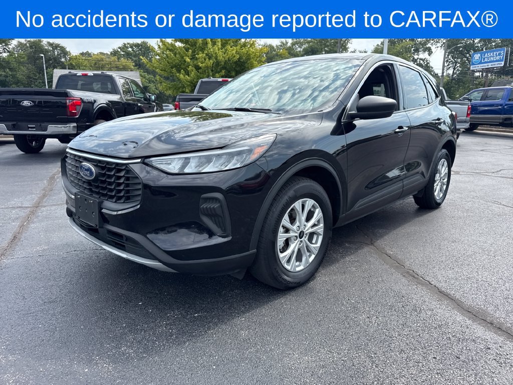 Used 2024 Ford Escape Active AWD/4WD image 2