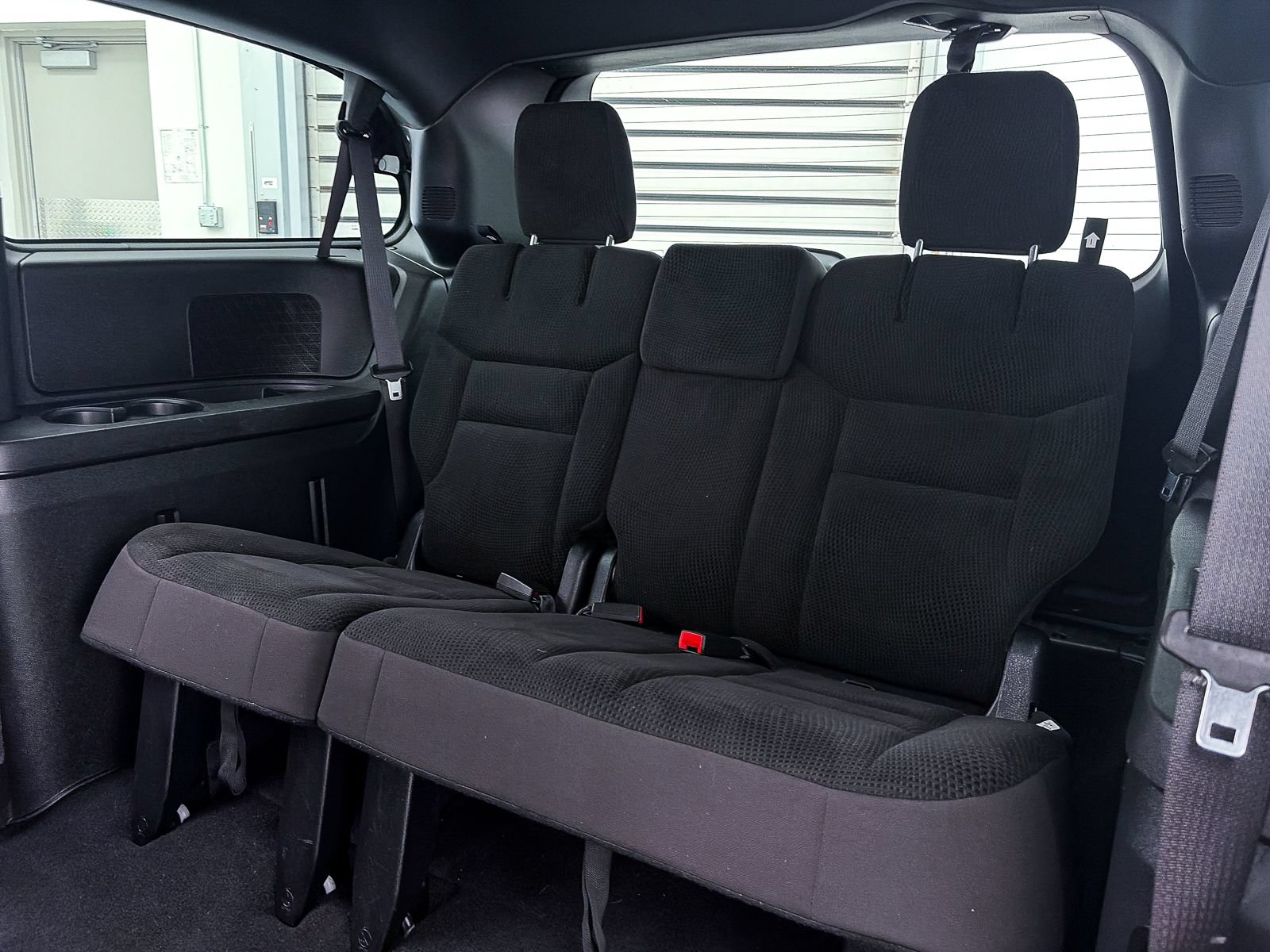 Used 2020 Dodge Grand Caravan SE FWD image 24