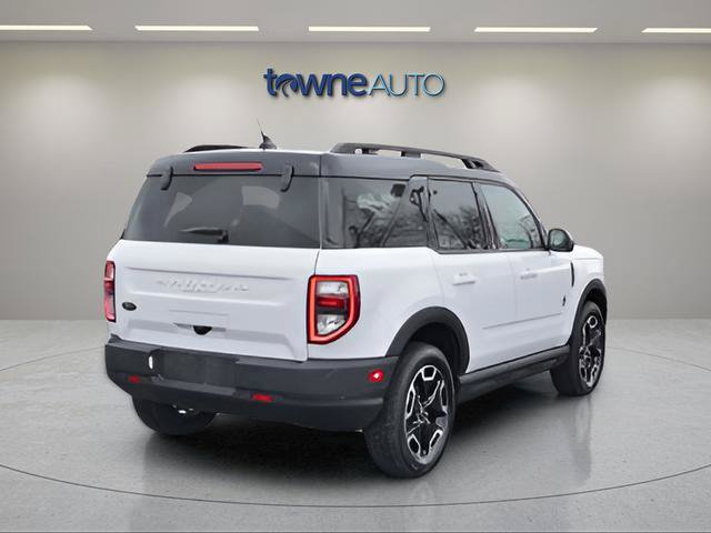 Used 2023 Ford Bronco Sport Outer Banks AWD/4WD image 6