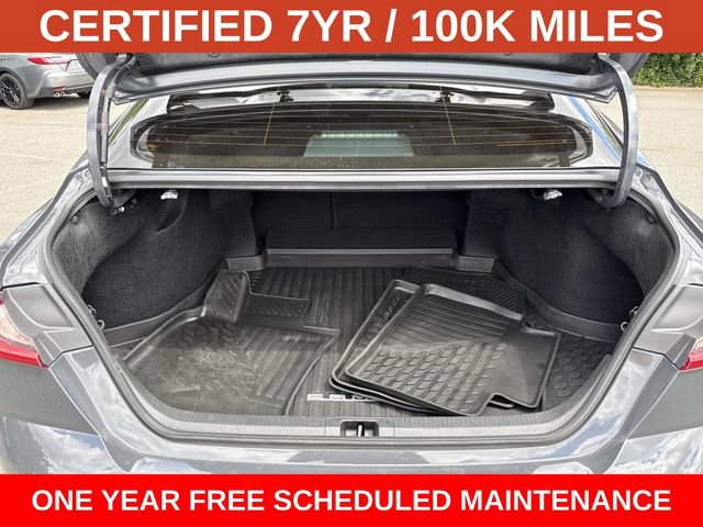 Used 2025 Toyota Camry SE w/ Convenience Package FWD image 12