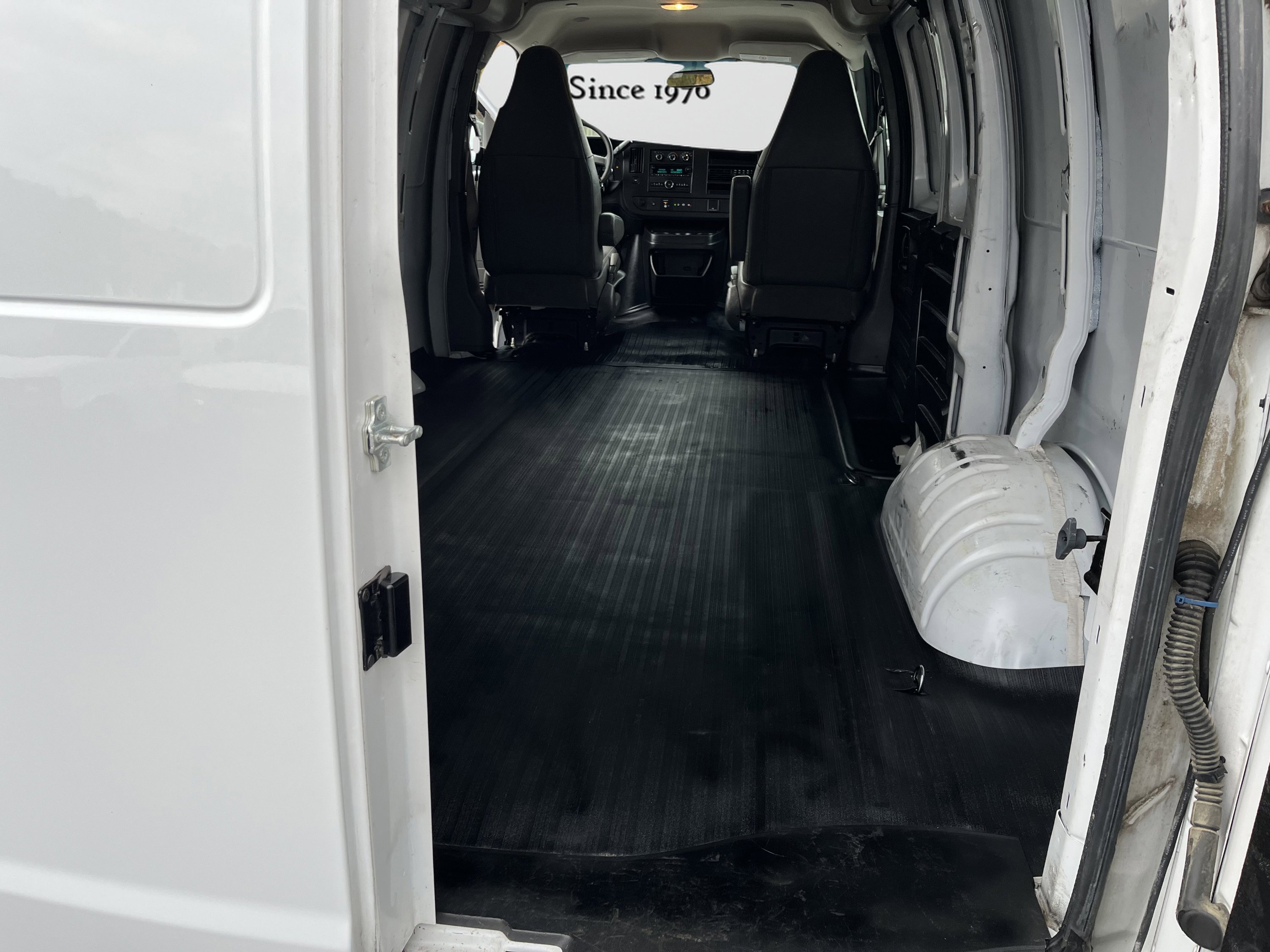 Used 2019 Chevrolet Express 2500 w/ Driver Convenience Package image 13