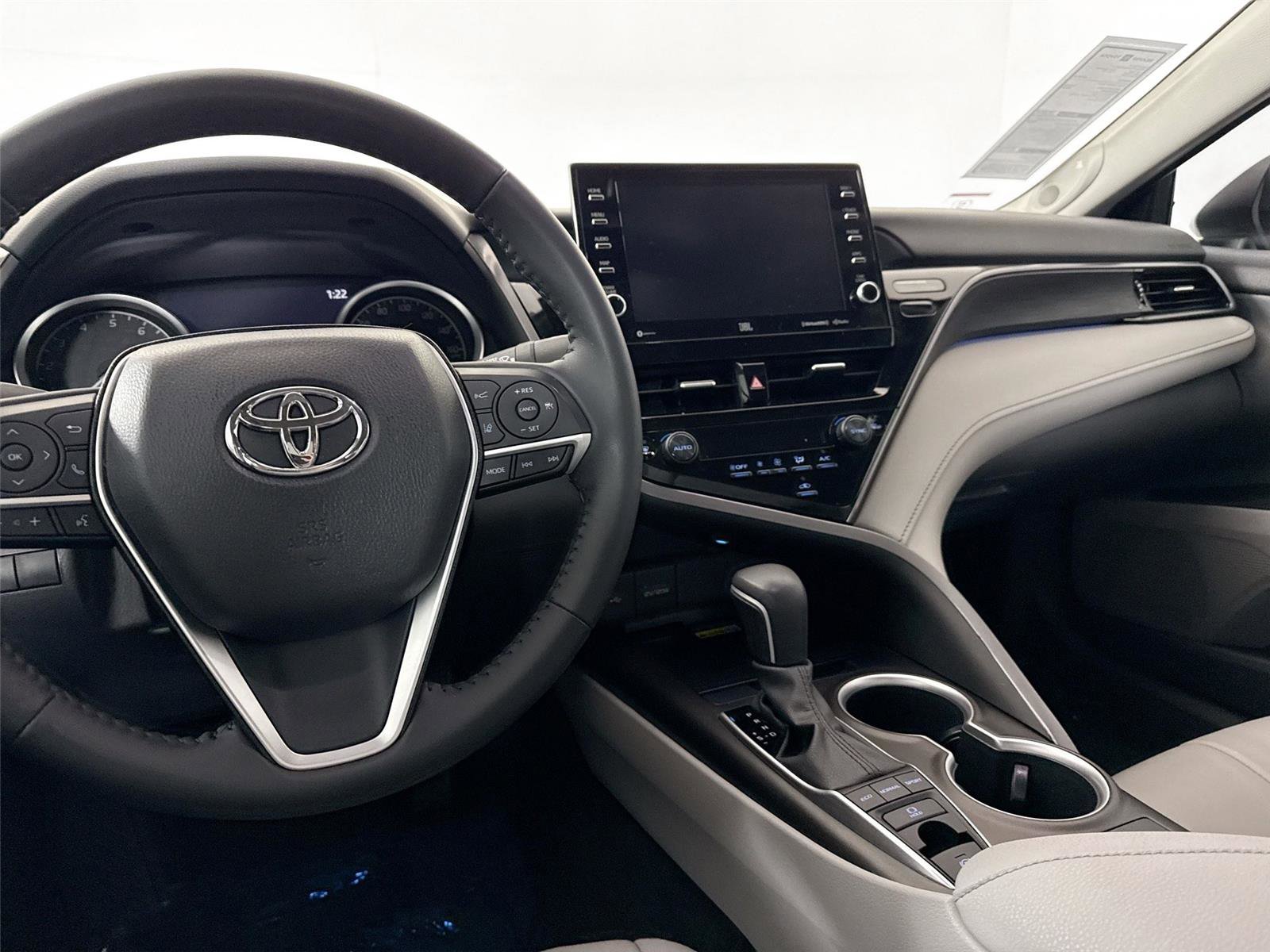 Certified 2022 Toyota Camry XLE image 30