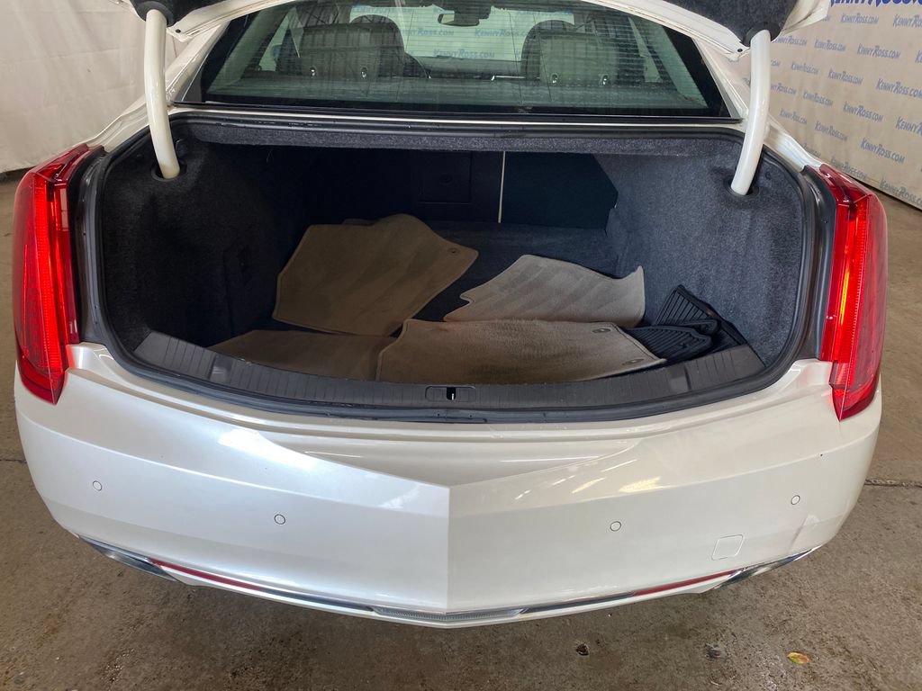 Used 2014 Cadillac XTS Luxury w/ Driver Awareness Package FWD image 16