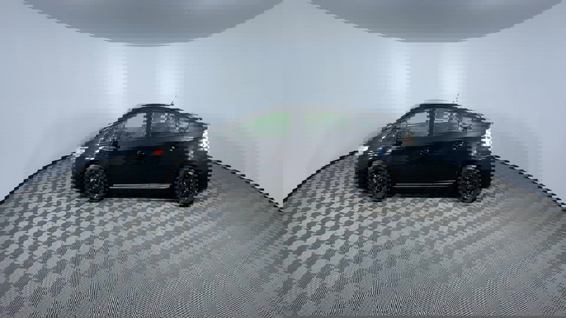 Used 2015 Toyota Prius Two image 5