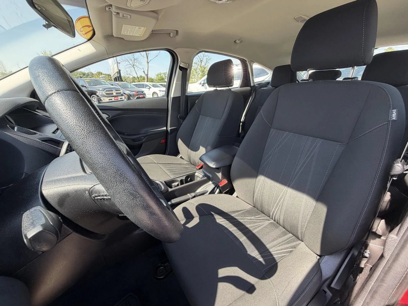 Used 2015 Ford Focus SE w/ SE Cold Weather Package FWD image 13
