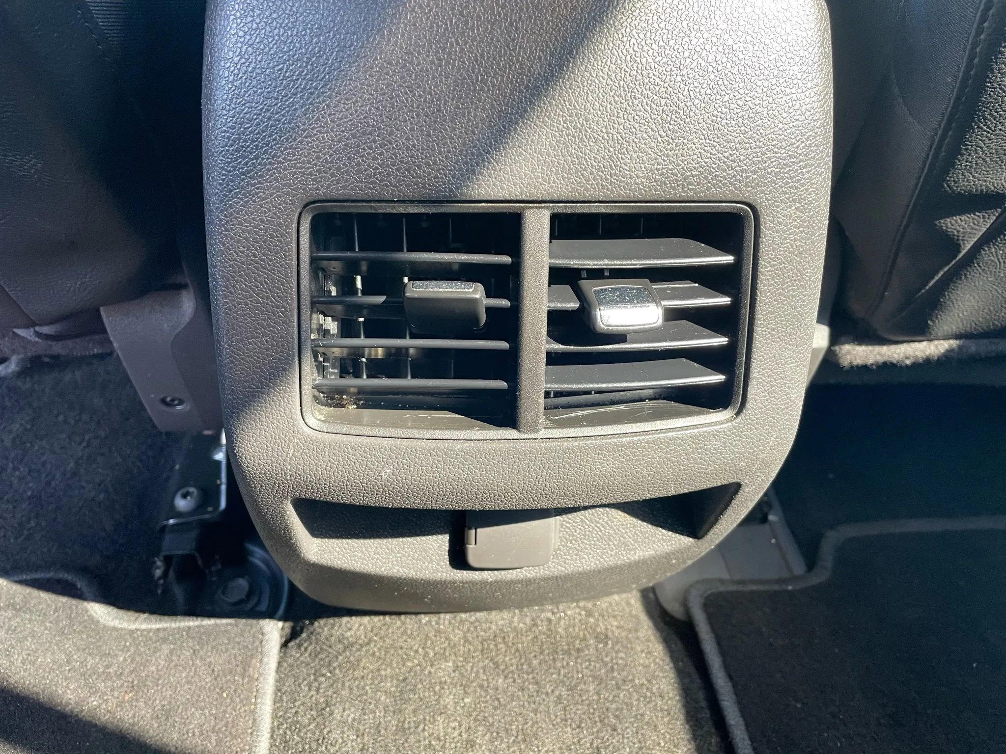 Used 2014 Ford Edge SEL w/ Equipment Group 205A AWD/4WD image 25