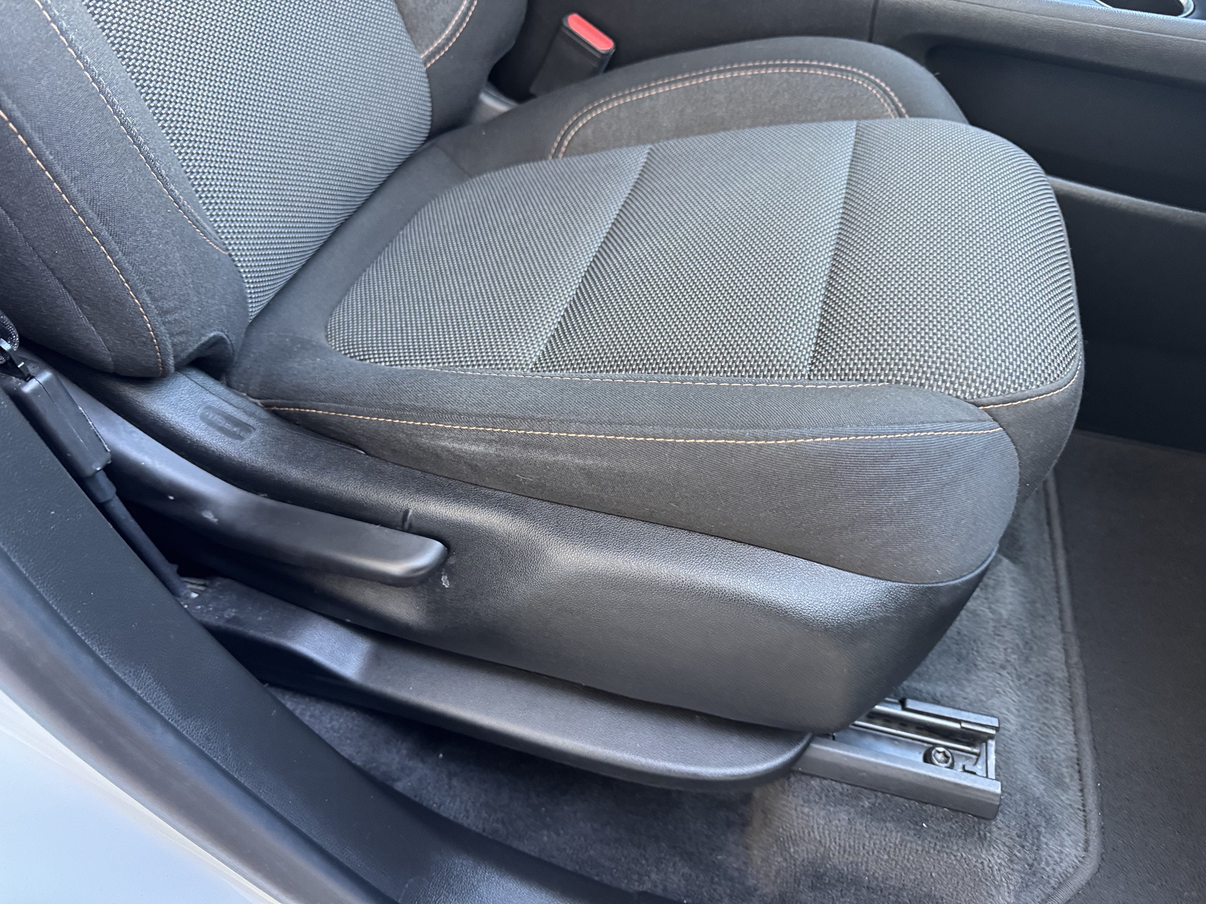 Certified 2019 Chevrolet Traverse LS w/ LPO, Blackout Package FWD image 24