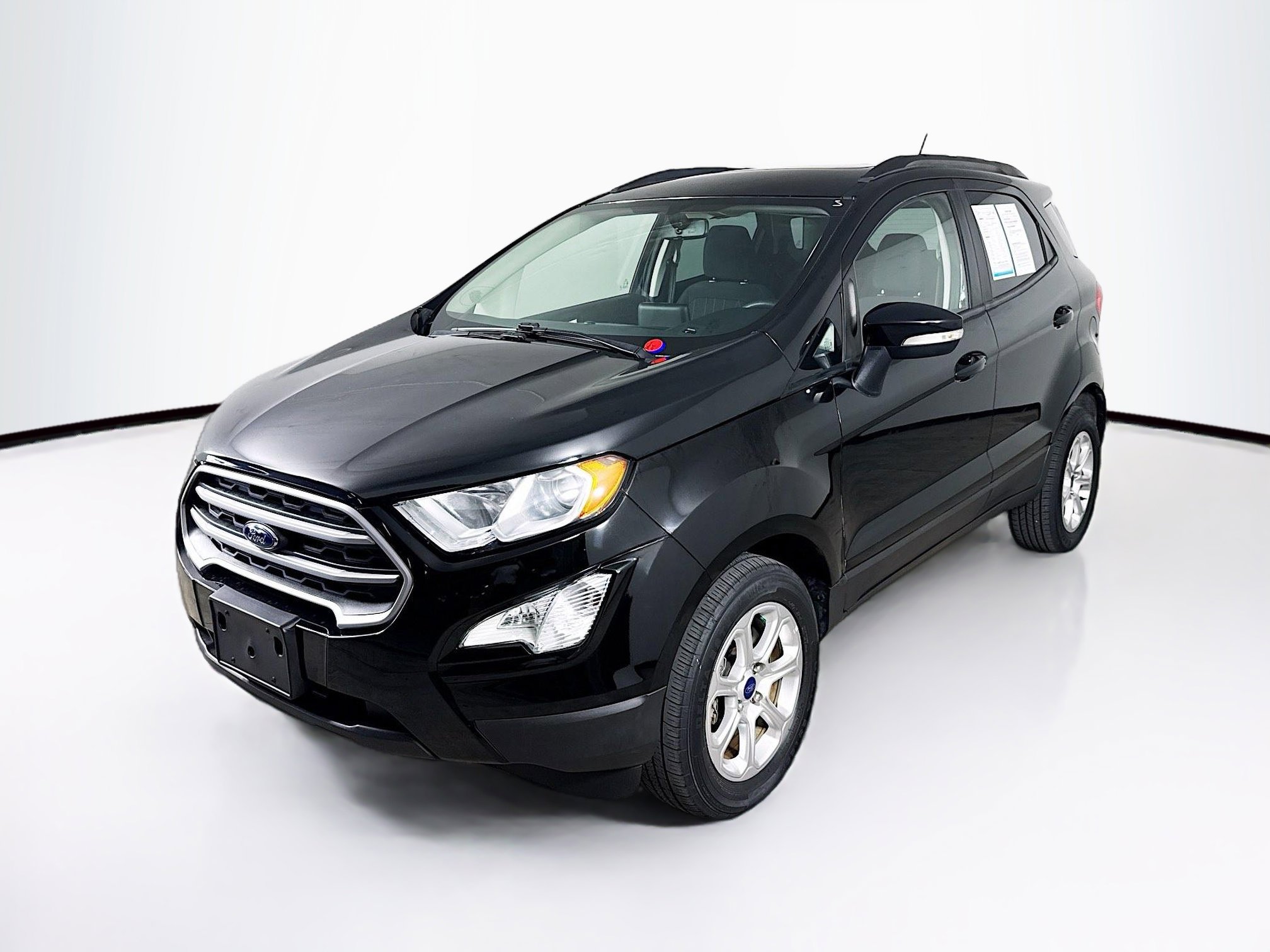 Used 2021 Ford EcoSport SE w/ SE Convenience Package image 4