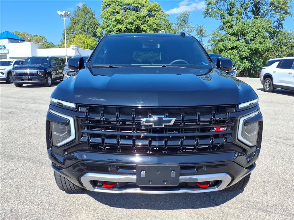 Used 2025 Chevrolet Tahoe Z71 w/ Comfort Package AWD/4WD image 9