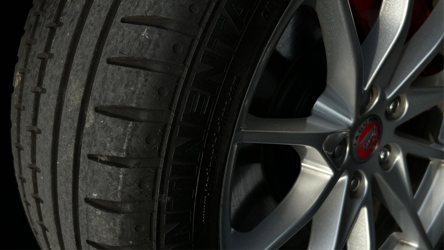 Used 2018 Jaguar F-TYPE Convertible image 46