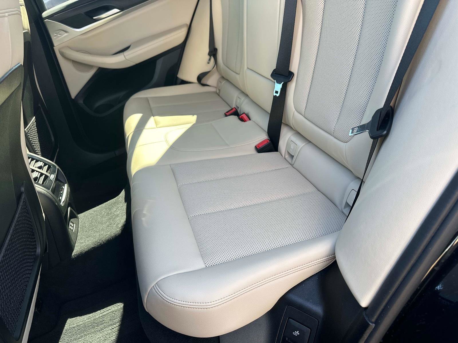 Used 2023 BMW X3 sDrive30i w/ Premium Package image 12