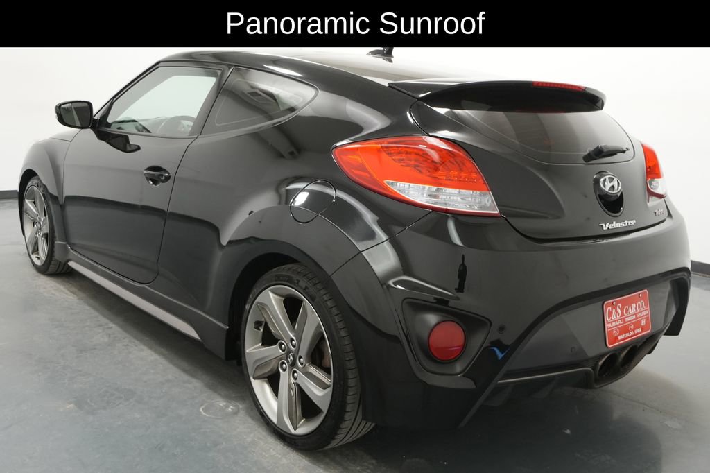 Used 2015 Hyundai Veloster Turbo w/ Option Group 04 FWD image 6