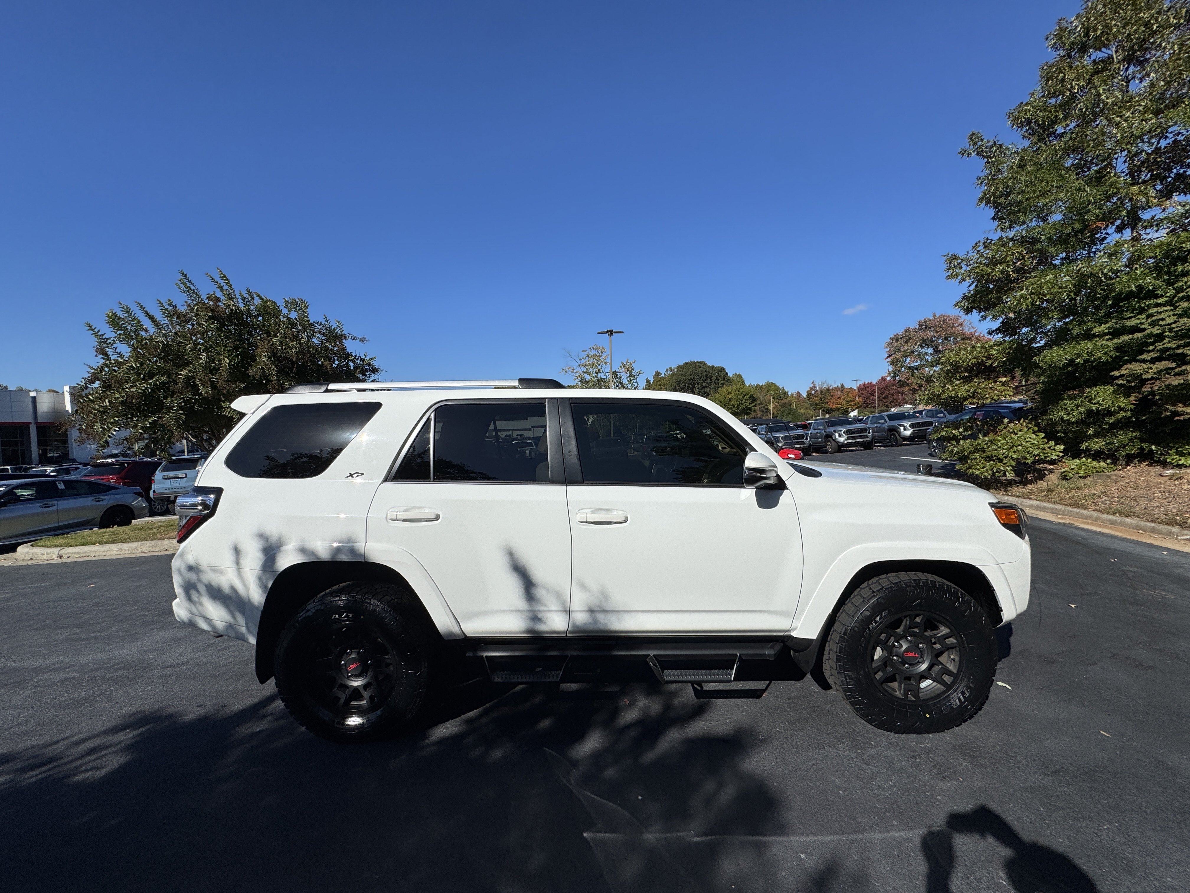 Certified 2024 Toyota 4Runner SR5 Premium w/ Moonroof Package AWD/4WD image 4