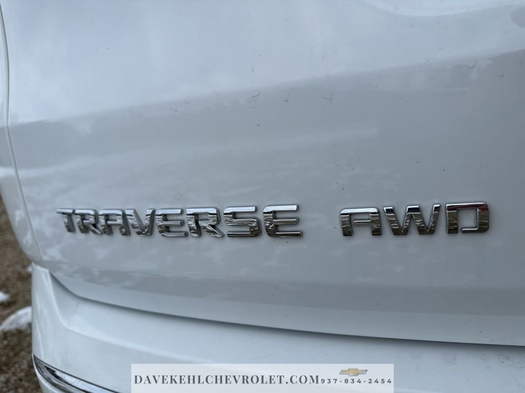 Used 2023 Chevrolet Traverse Premier image 35