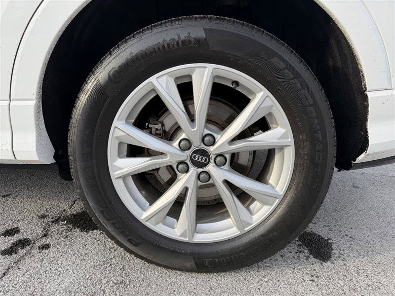 Used 2022 Audi Q3 2.0T Premium w/ Convenience Package image 16