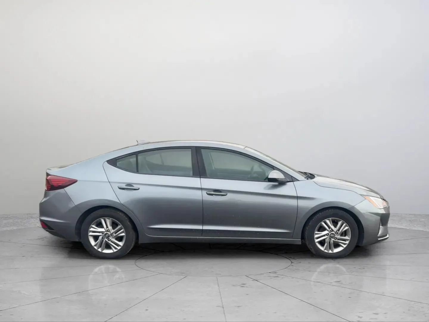 Used 2019 Hyundai Elantra SEL image 6