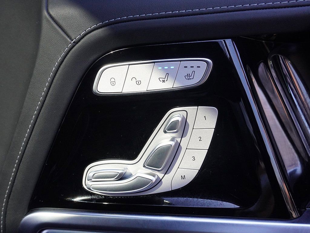 Used 2025 Mercedes-Benz G 63 AMG 4MATIC image 35