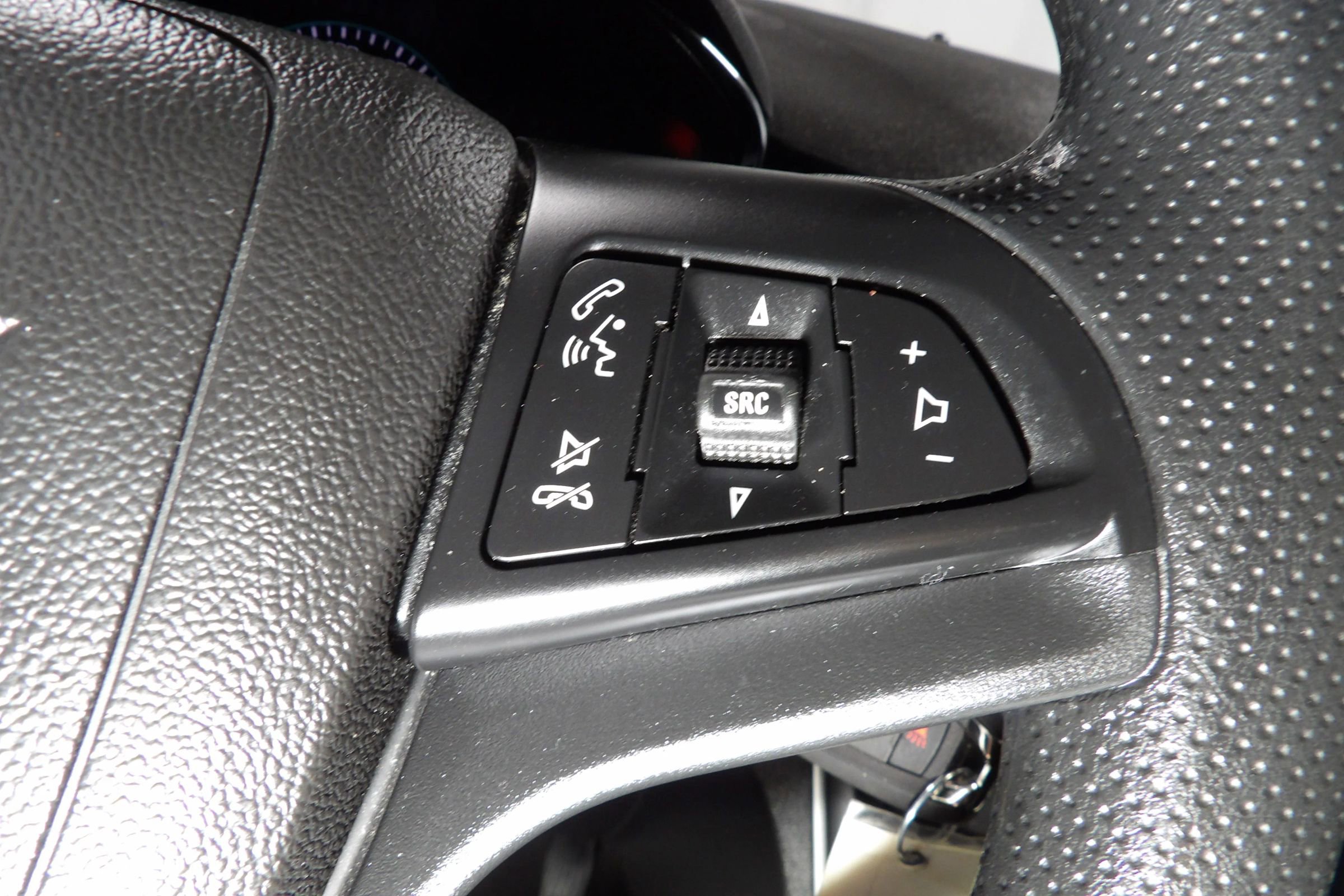 Used 2019 Chevrolet Trax LS FWD image 16