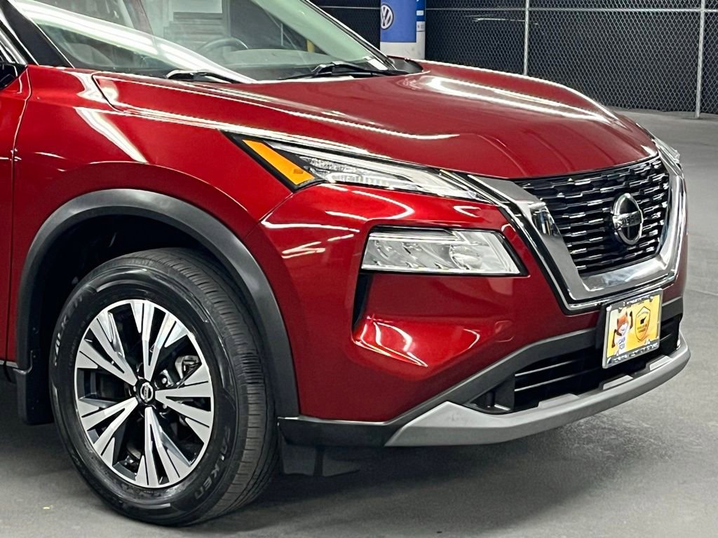 Used 2021 Nissan Rogue SV FWD image 36