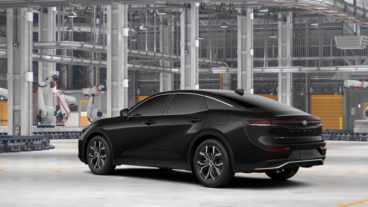 New 2026 Toyota Crown XLE image 6