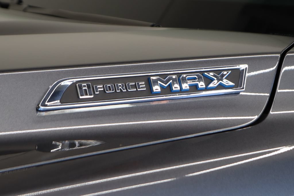 Used 2024 Toyota Sequoia Capstone AWD/4WD image 58