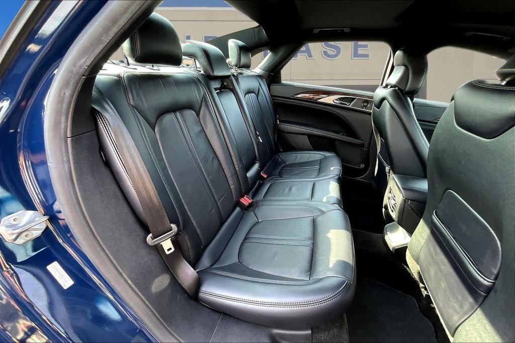 Used 2018 Lincoln MKZ Reserve FWD image 27