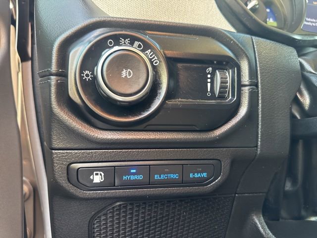 Used 2024 Jeep Wrangler Unlimited Sahara image 23