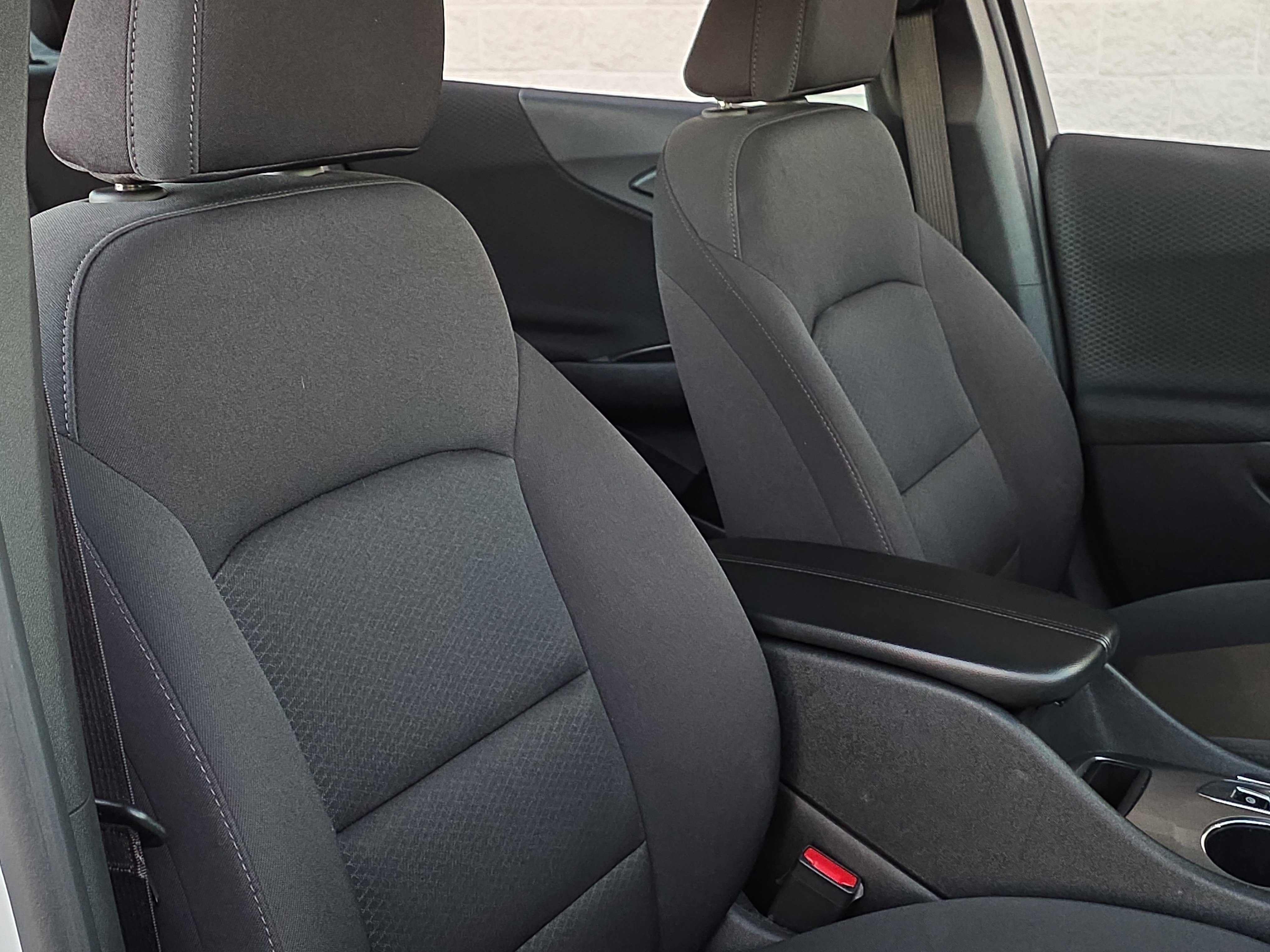 Used 2024 Chevrolet Malibu LT image 30