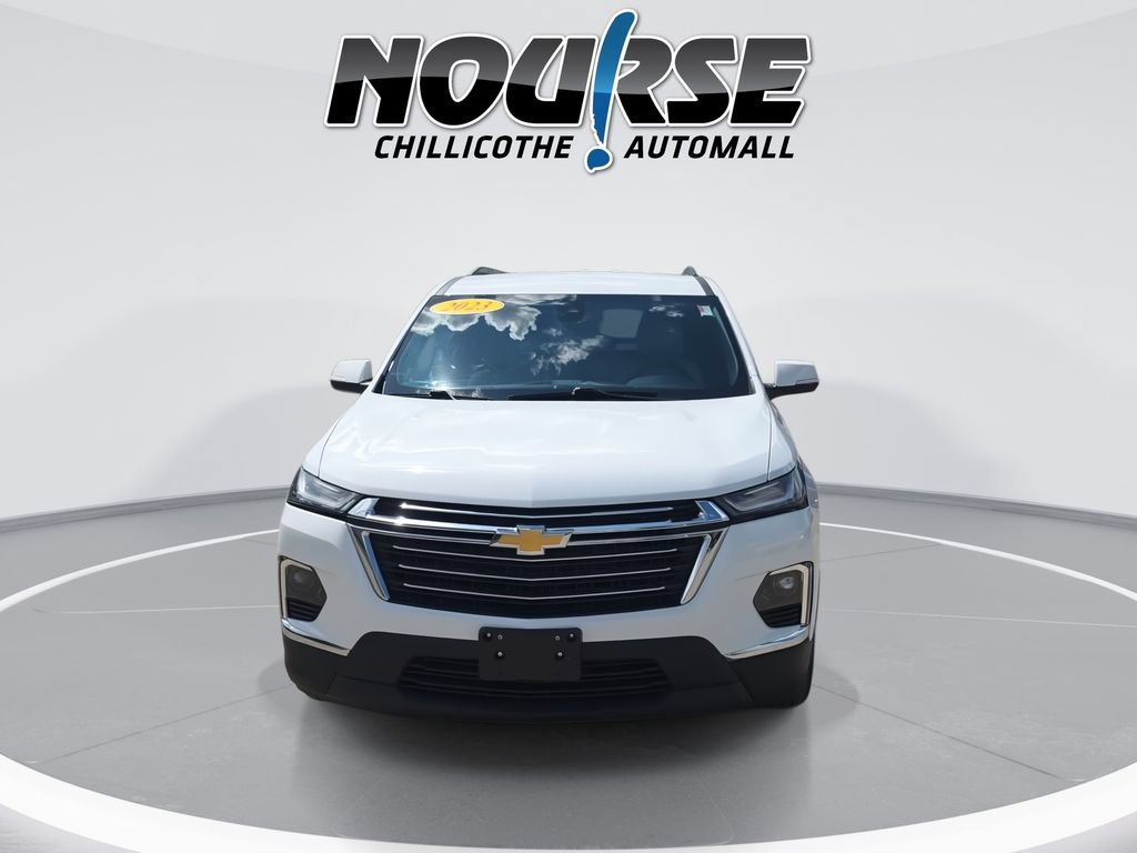 Used 2023 Chevrolet Traverse LT w/ LPO, Cargo Package AWD/4WD image 3