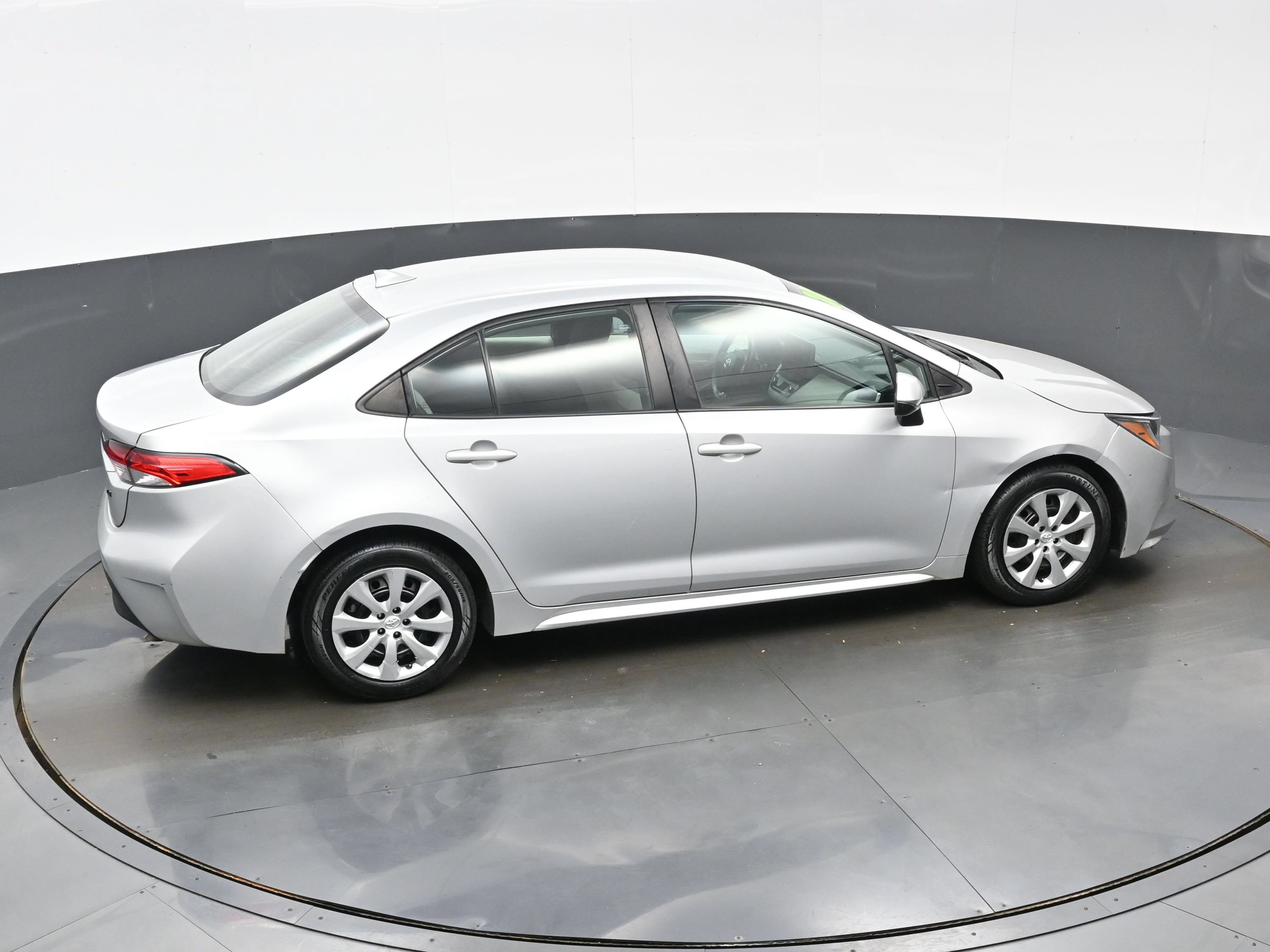 Used 2024 Toyota Corolla LE FWD image 36