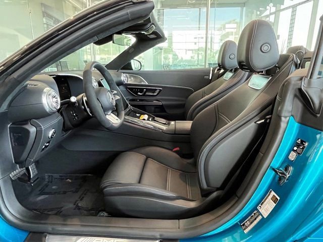 Used 2023 Mercedes-Benz SL 63 AMG 4MATIC image 13