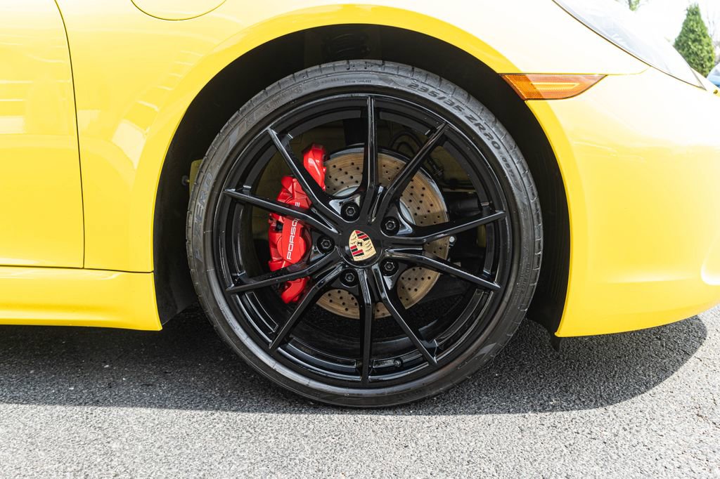 Used 2023 Porsche 718 Boxster S RWD image 4