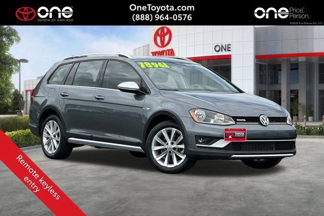 Used 2017 Volkswagen Golf Alltrack SE