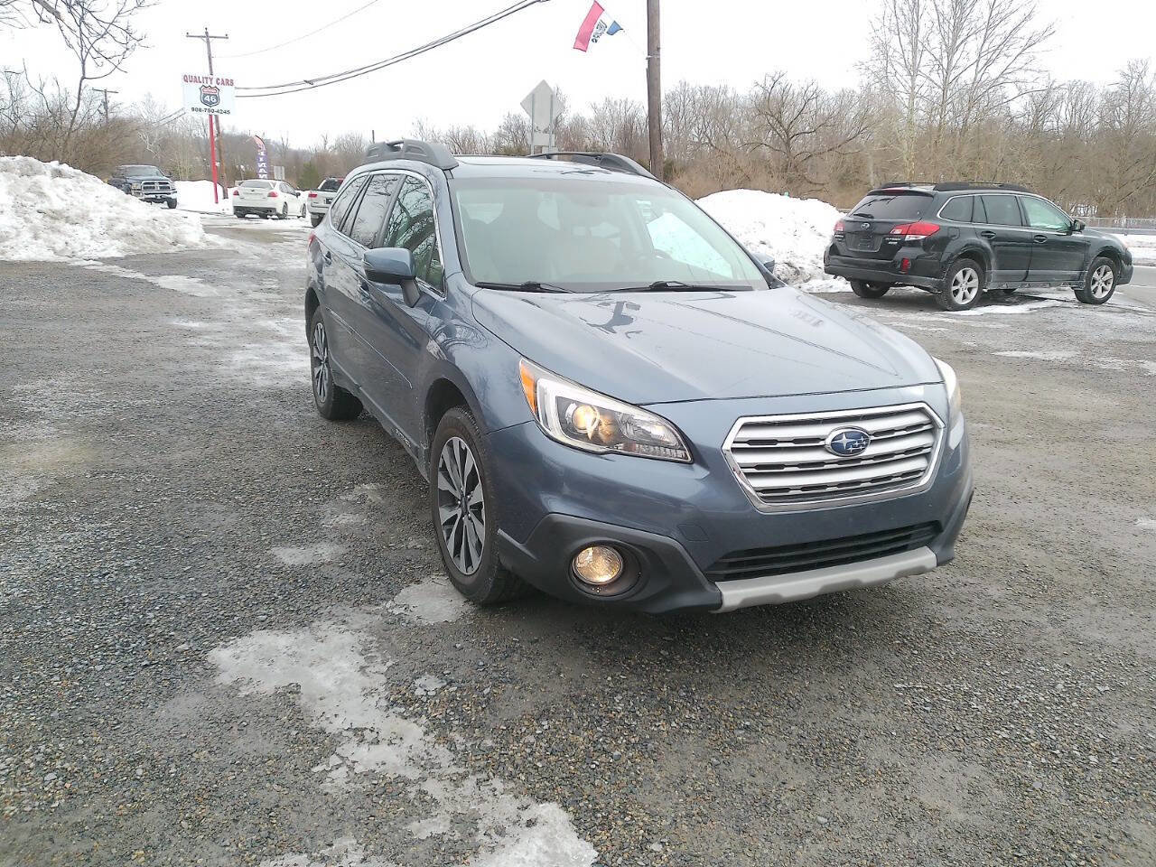Used 2016 Subaru Outback 2.5i Limited image 3