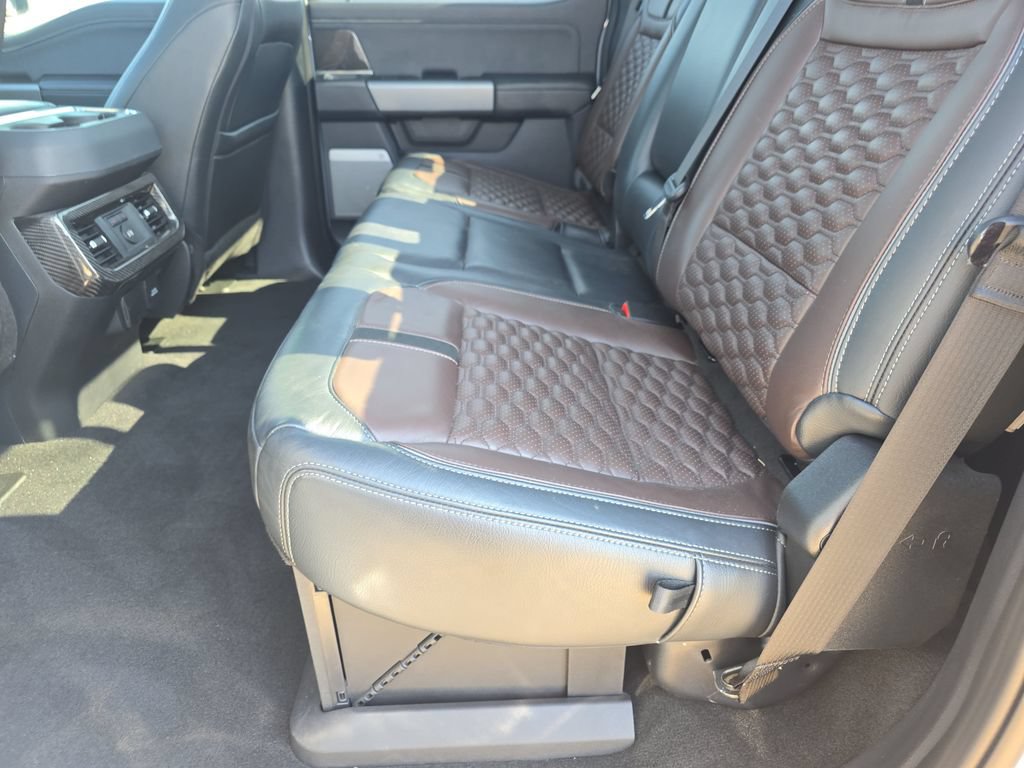 Used 2024 Ford F250 Lariat w/ Lariat Ultimate Package AWD/4WD image 14