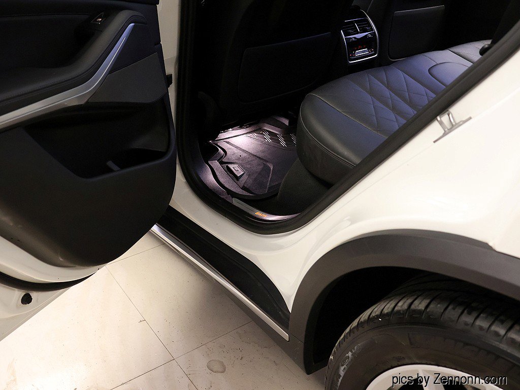 Used 2023 BMW X5 xDrive40i w/ Premium Package image 31