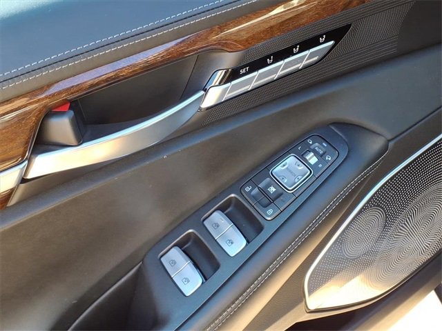 Used 2017 Genesis G90 5.0 Ultimate image 18