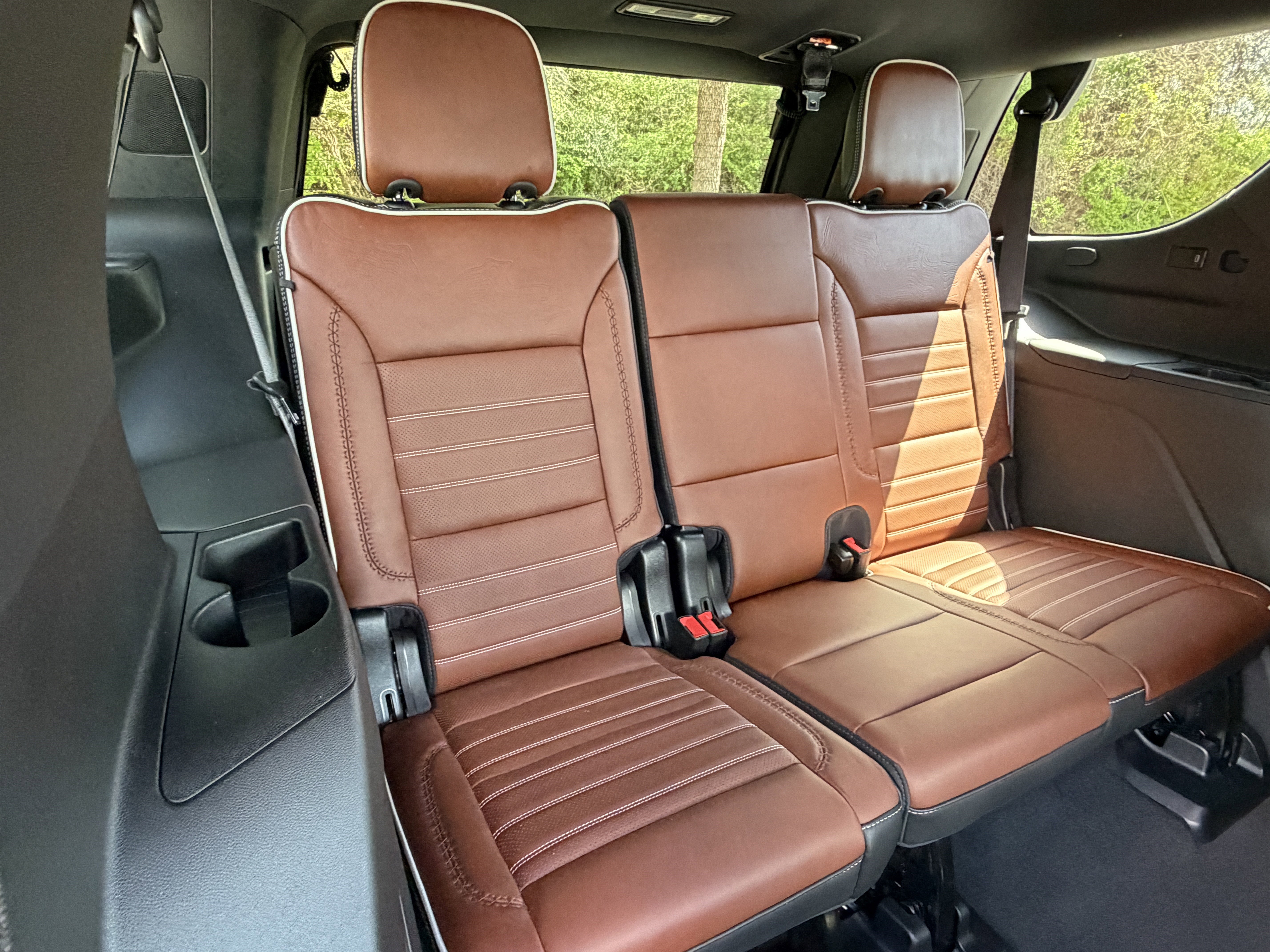 Used 2023 GMC Yukon Denali Ultimate AWD/4WD image 20
