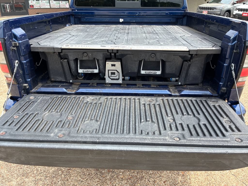 Used 2022 Nissan Frontier SV w/ Technology Package AWD/4WD image 26