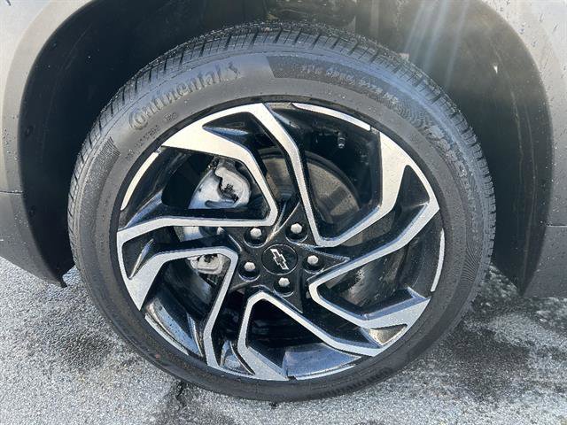 Used 2025 Chevrolet TrailBlazer RS w/ Driver Confidence Package FWD image 26