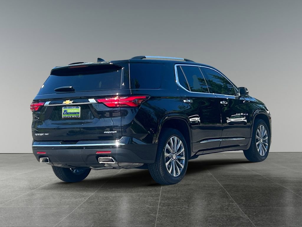 Used 2023 Chevrolet Traverse Premier AWD/4WD image 9