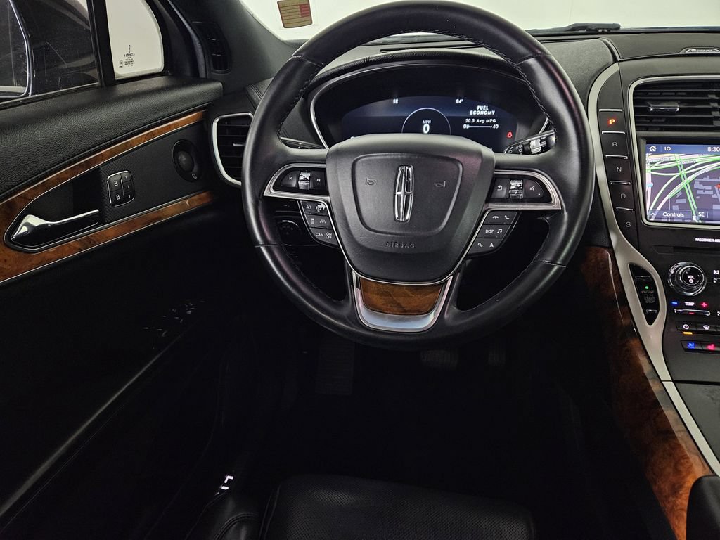 Used 2020 Lincoln Nautilus Reserve AWD/4WD image 5