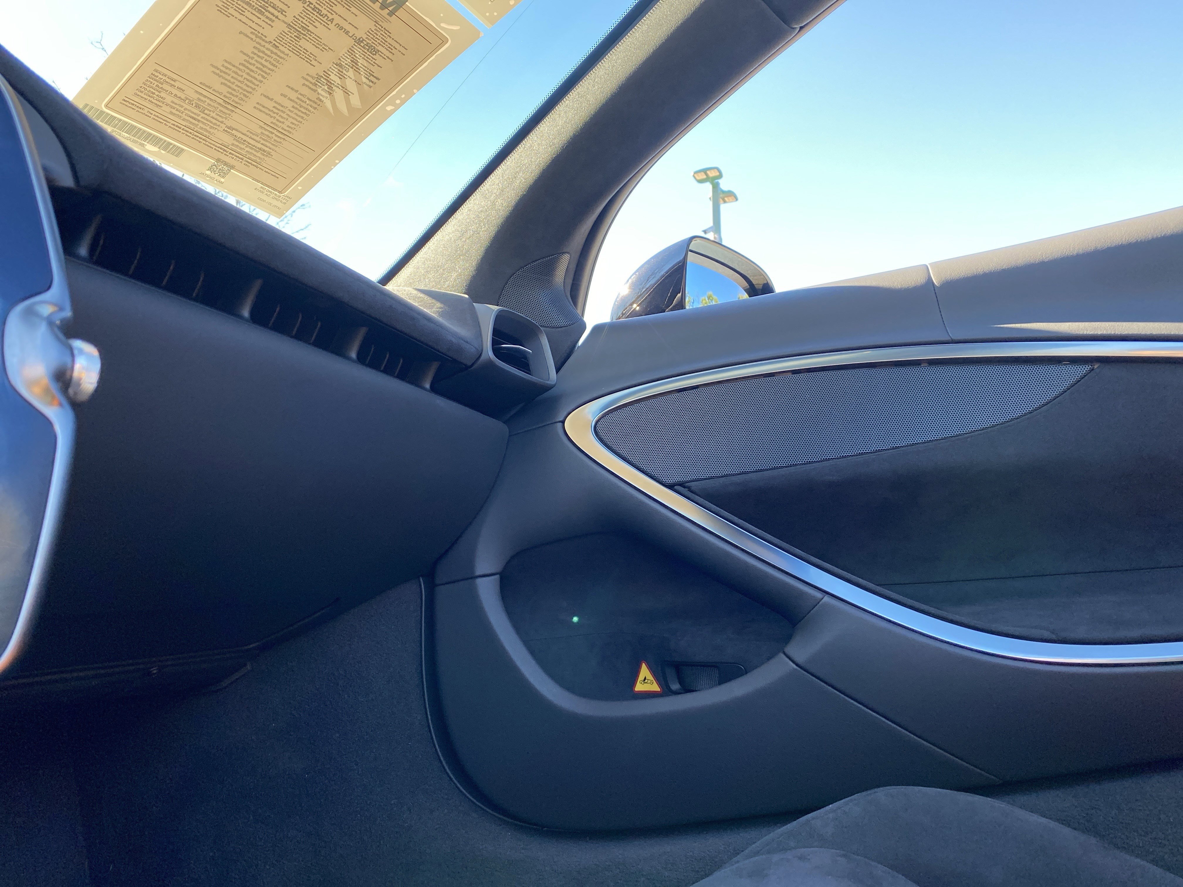 Used 2025 McLaren Artura Spider image 66