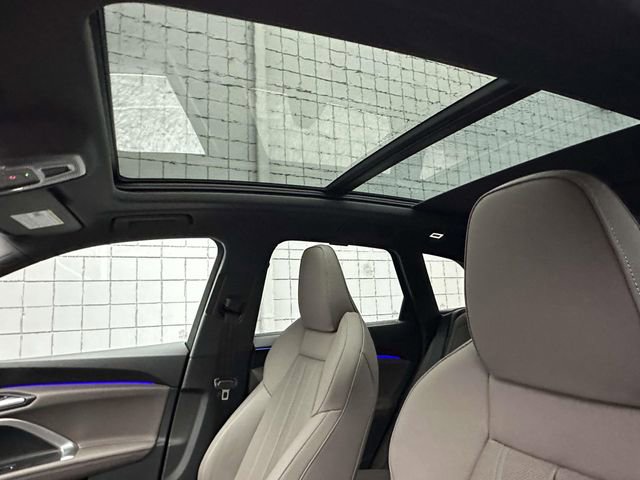 Certified 2025 Audi Q5 2.0T Premium Plus w/ Premium Plus image 22