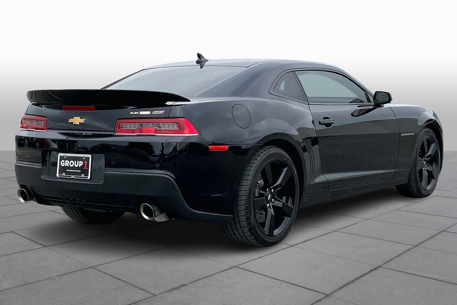 Used 2015 Chevrolet Camaro SS w/ RS Package image 13