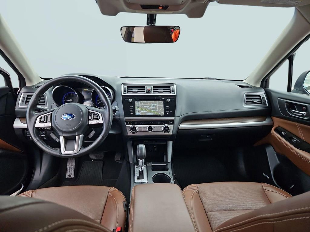 Used 2017 Subaru Outback 2.5i Touring w/ Popular Package #5A AWD/4WD image 22