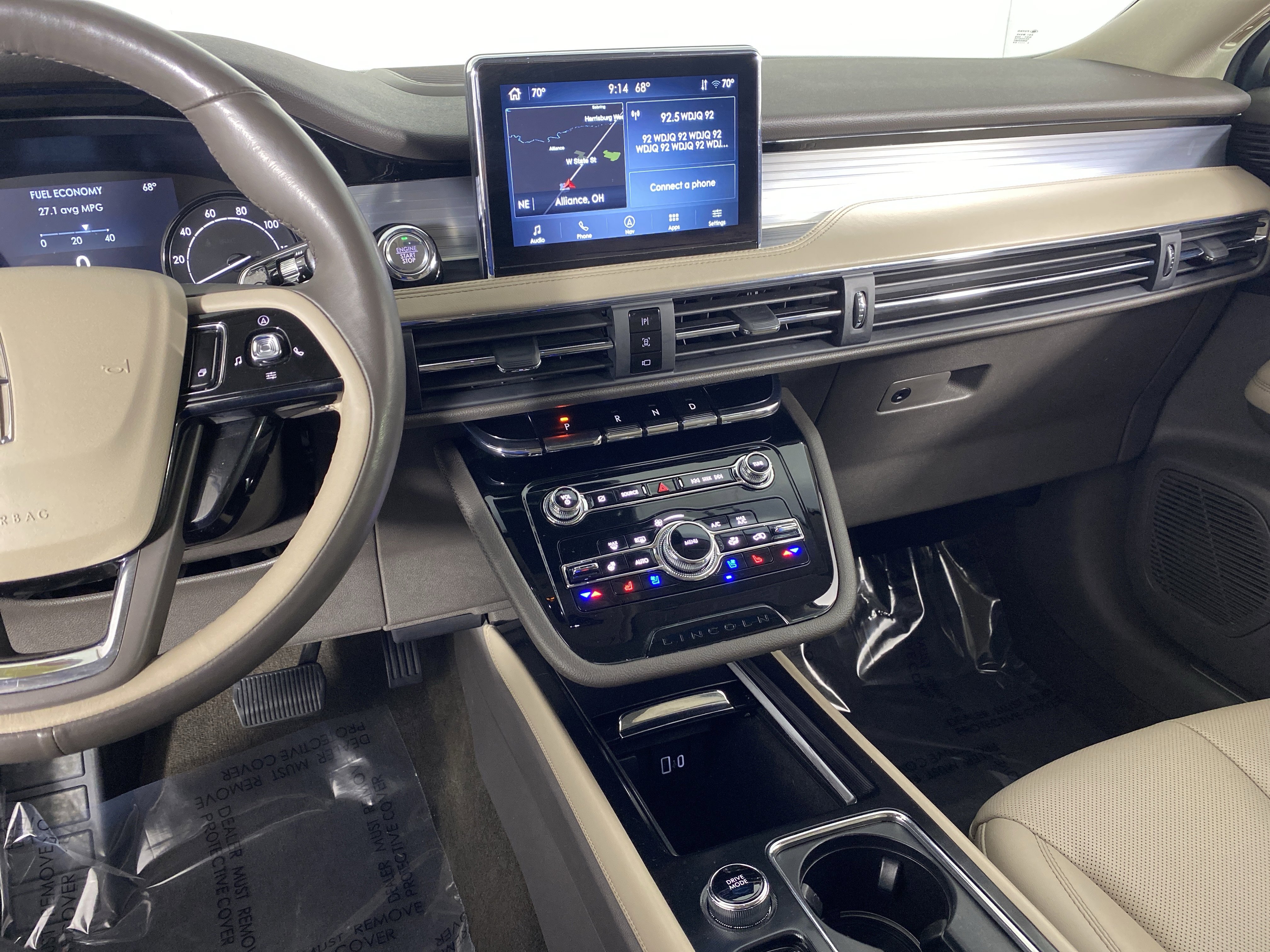 Used 2021 Lincoln Corsair AWD w/ Equipment Group 101A image 27