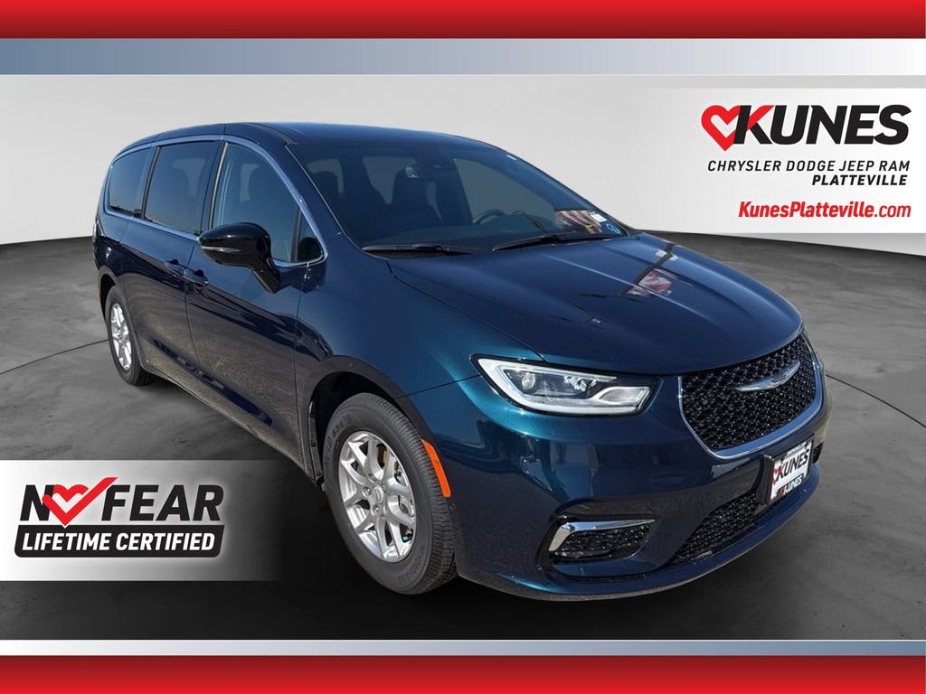 New 2025 Chrysler Pacifica Select FWD image 1